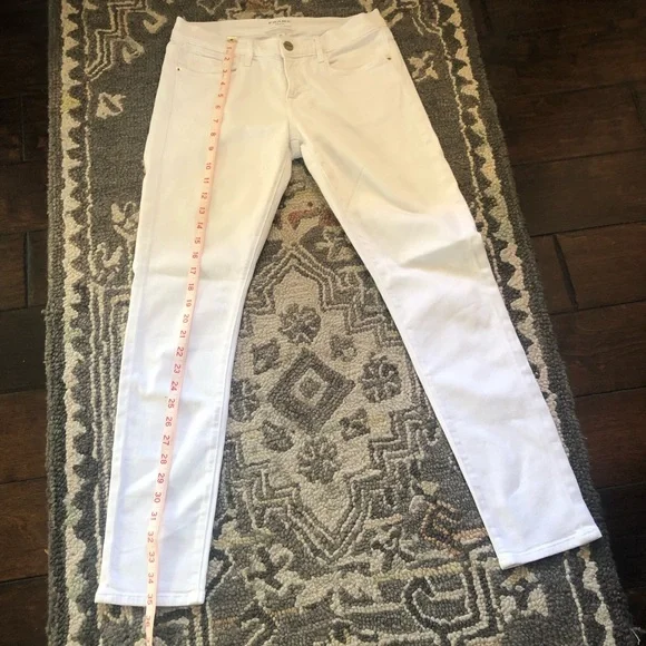 Frame White Skinny Jeans - Size 25 - Picture 2 of 11